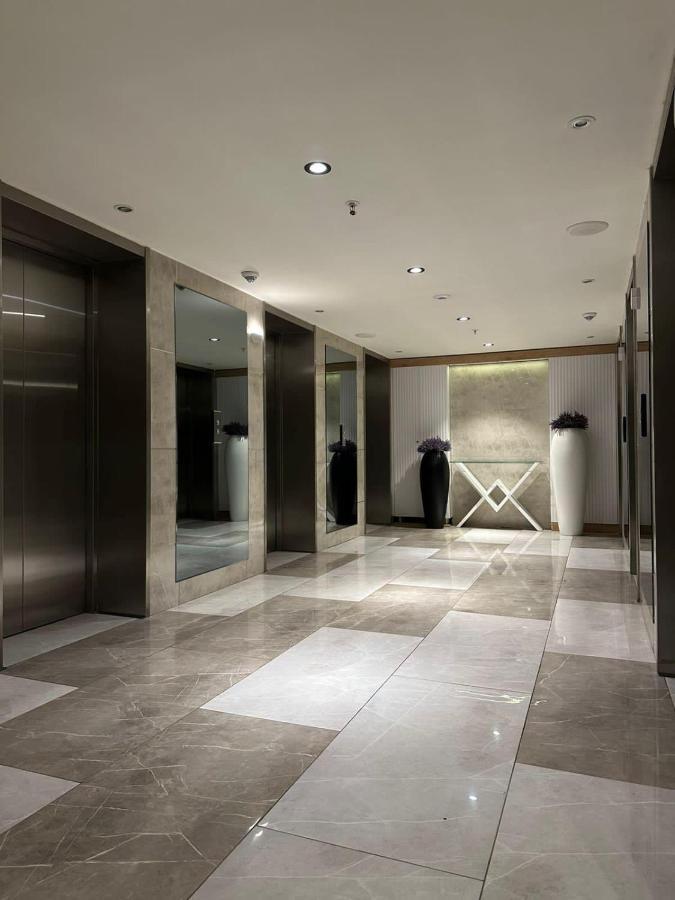Luxury Panorama Sea View Apartment & Central Батуми Екстериор снимка