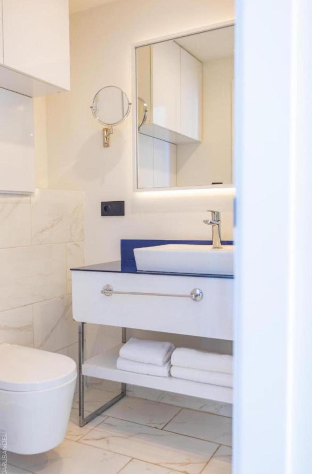 Luxury Panorama Sea View Apartment & Central Батуми Екстериор снимка