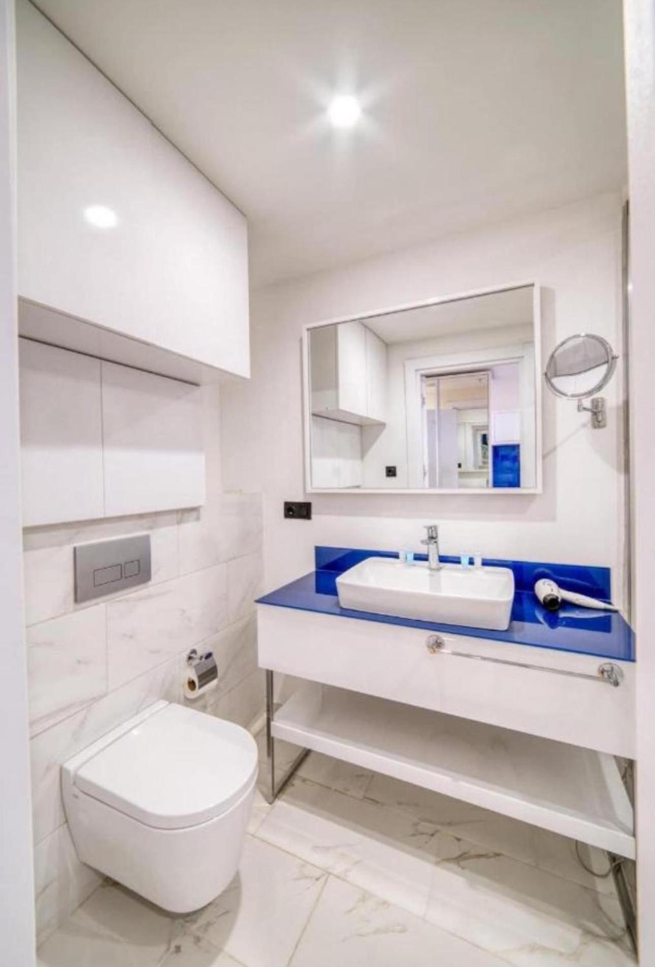 Luxury Panorama Sea View Apartment & Central Батуми Екстериор снимка