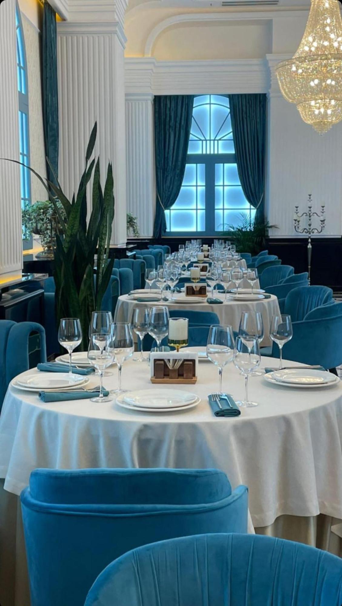 Luxury Panorama Sea View Apartment & Central Батуми Екстериор снимка